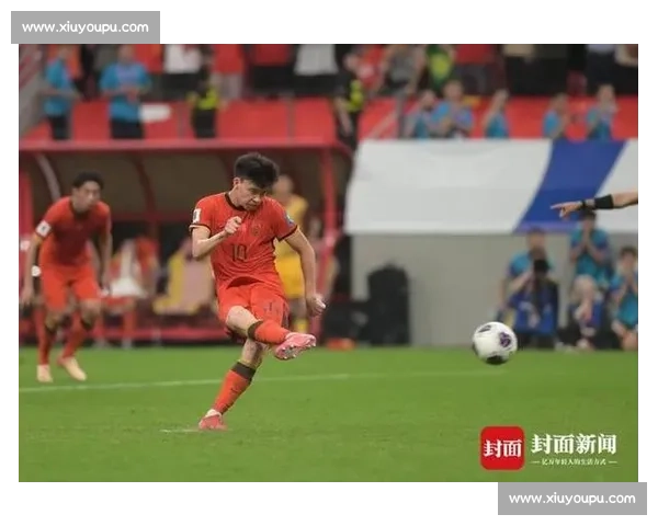 黄希扬点赞国足新星：王钰栋们的未来值得期待